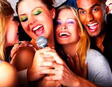 karaokê pelo celular