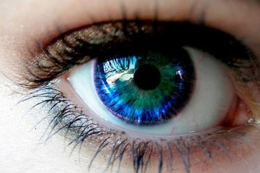 mudar cor dos olhos nas fotos