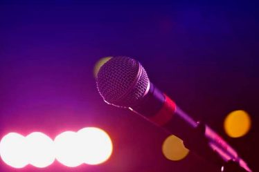 aplicativo para fazer karaokê