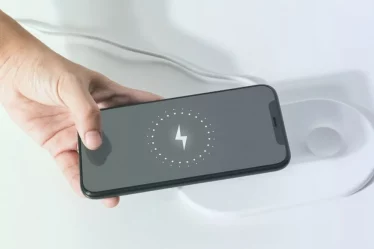 Aplicativo para carregar o celular com energia solar
